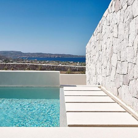 Cave Suites Milos 아다마스 외부 사진