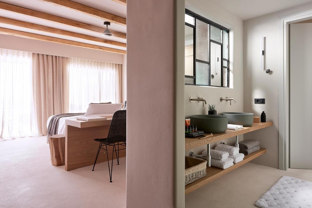 Cave Suites Milos 아다마스 외부 사진